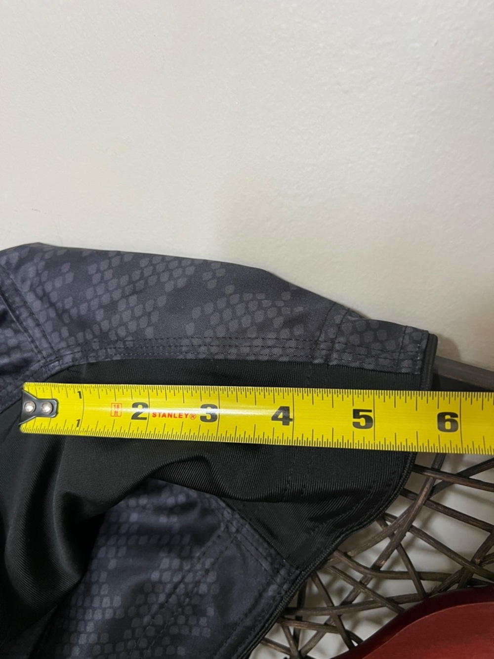 Hayabusa Hexagon Mid-Thigh Hybrid Fight Short black virtually indestructible M - Picture 10 of 16